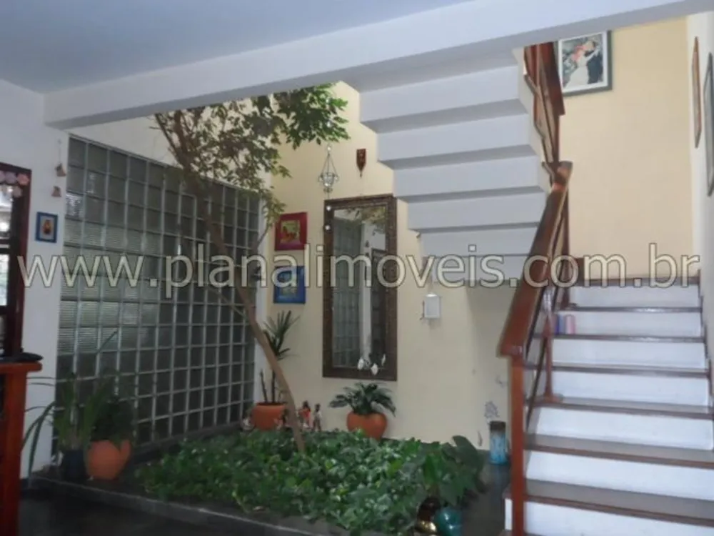 Sobrado, 3 quartos, 400 m² - Foto 1