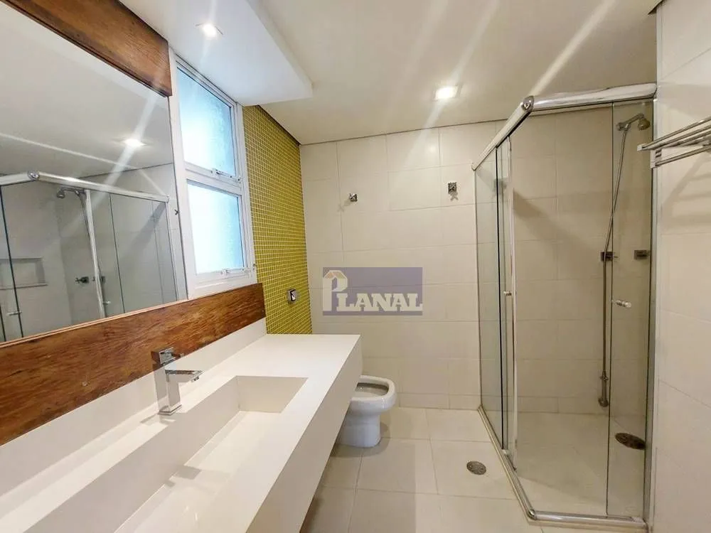 Apartamento, 3 quartos, 140 m² - Foto 2