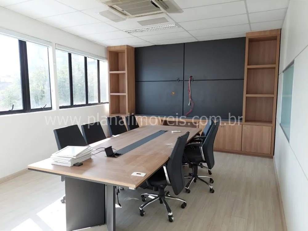 Prédio Inteiro, 1072 m² - Foto 1