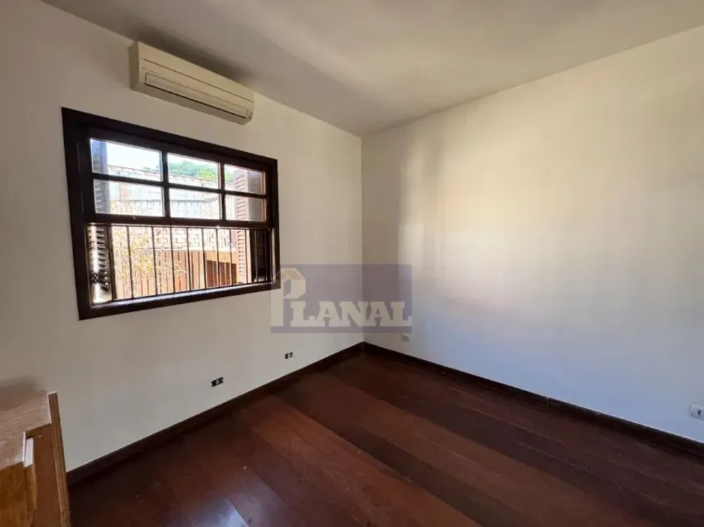 Sobrado, 4 quartos, 263 m² - Foto 1