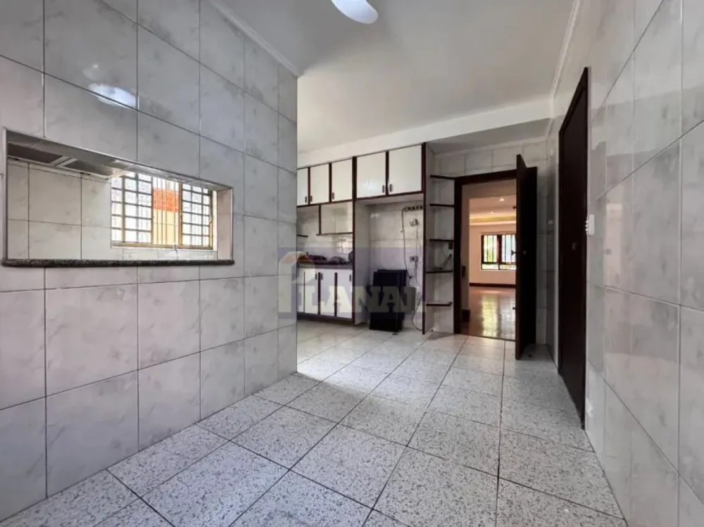 Sobrado, 4 quartos, 263 m² - Foto 8