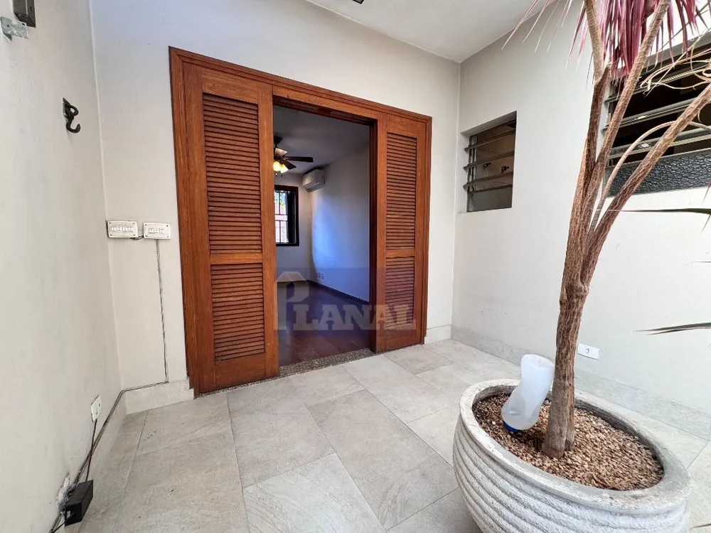 Sobrado, 4 quartos, 263 m² - Foto 1