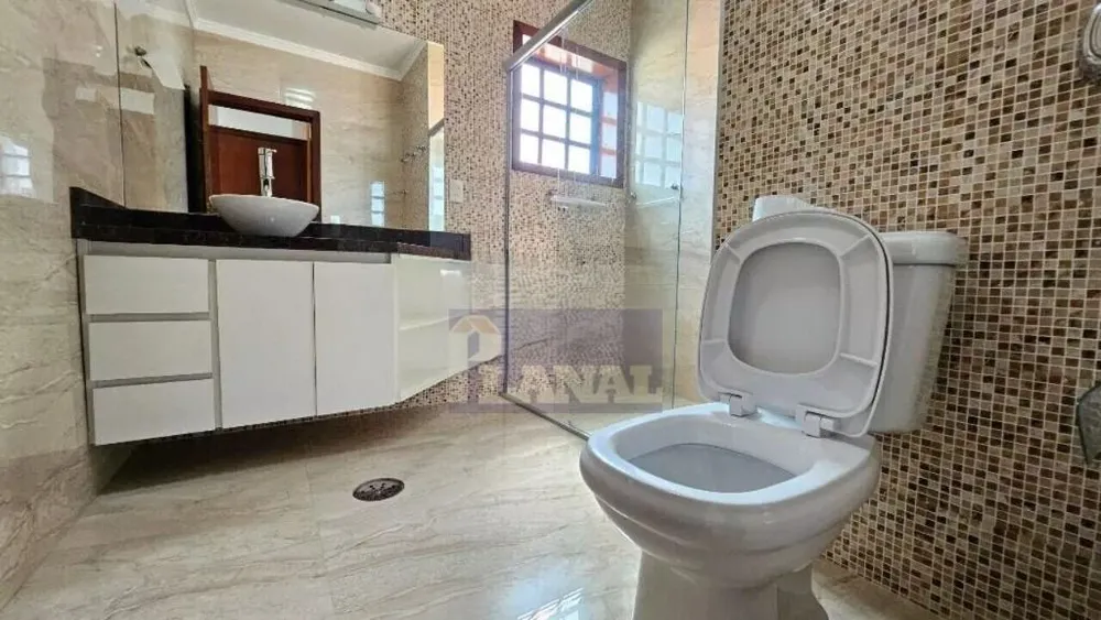 Sobrado, 3 quartos, 303 m² - Foto 8