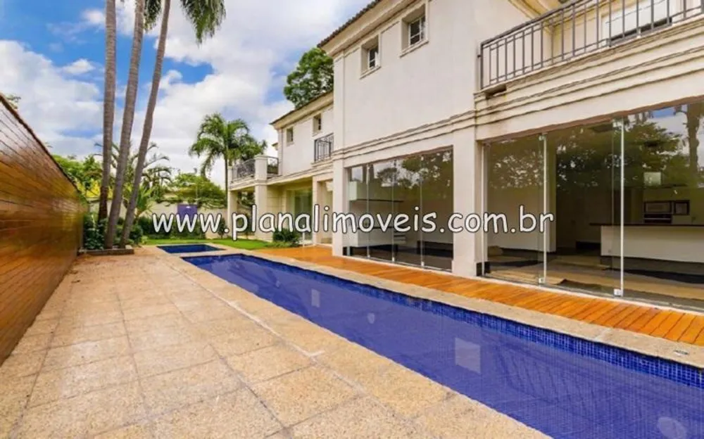 Sobrado, 4 quartos, 720 m² - Foto 1