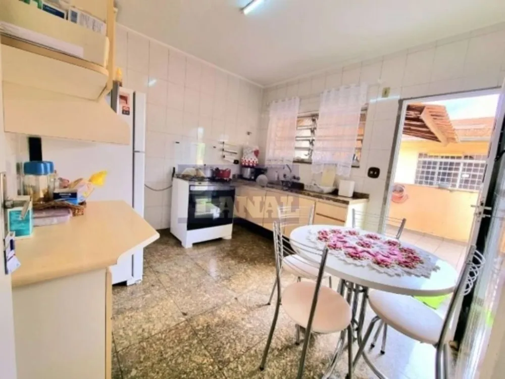 Sobrado, 3 quartos, 230 m² - Foto 2