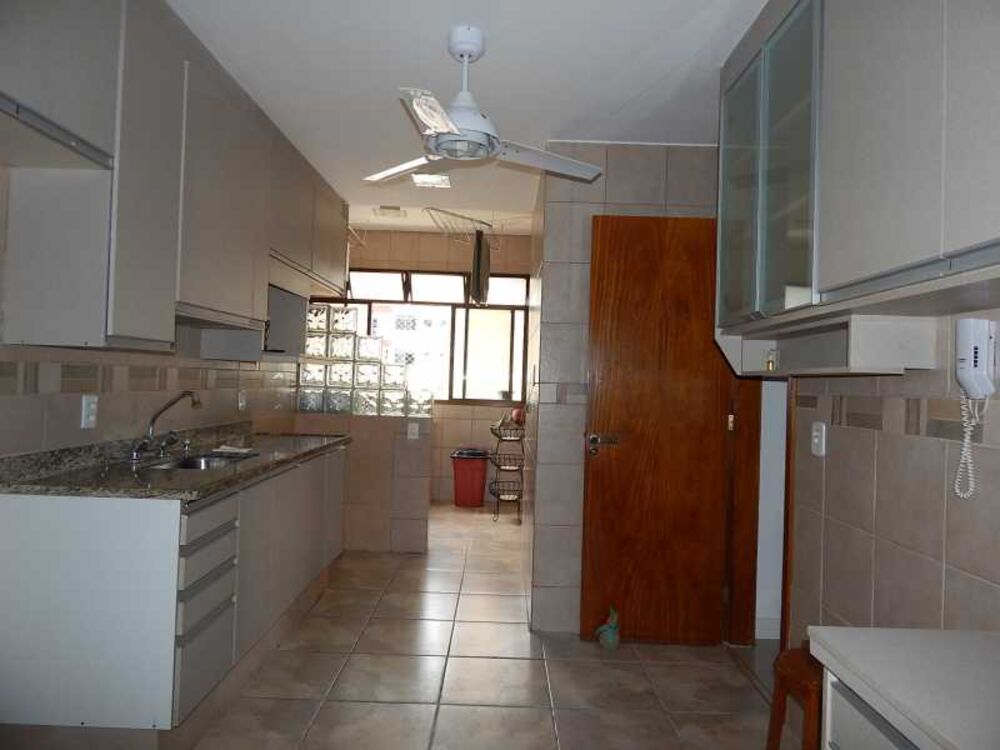Apartamento à venda com 3 quartos, 123m² - Foto 10