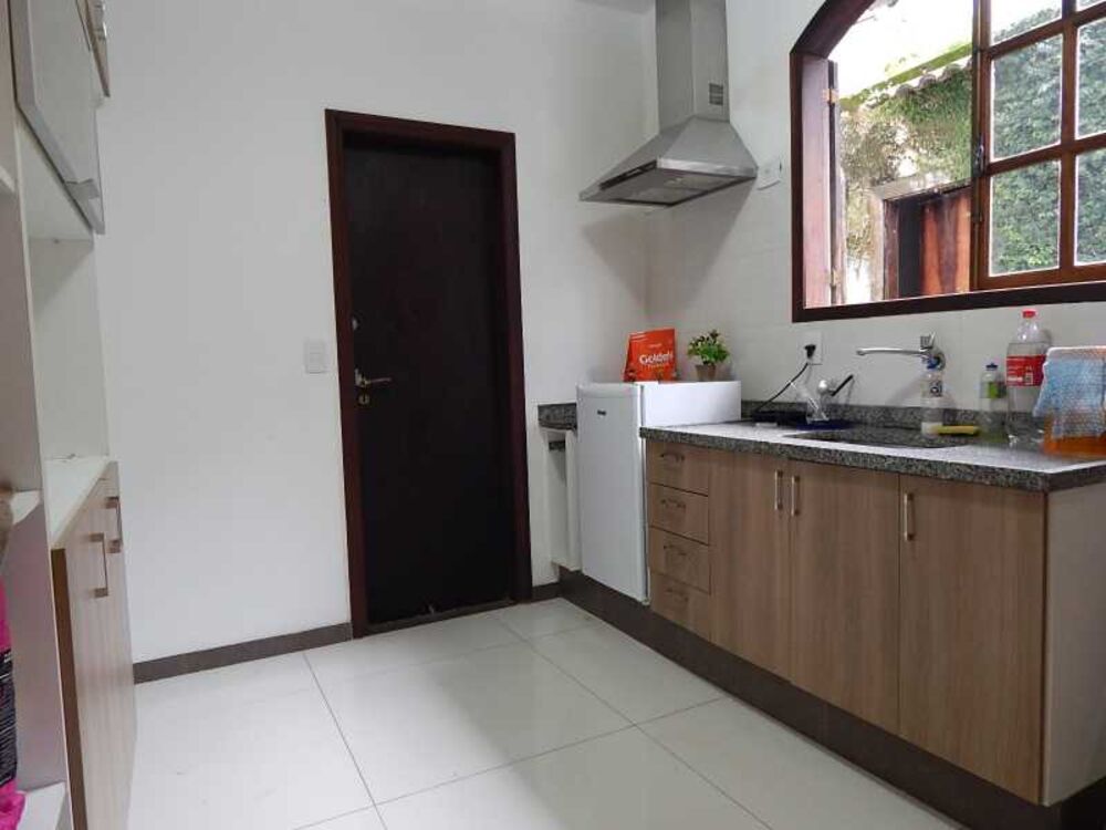 Casa de Condomínio à venda com 4 quartos, 567m² - Foto 13