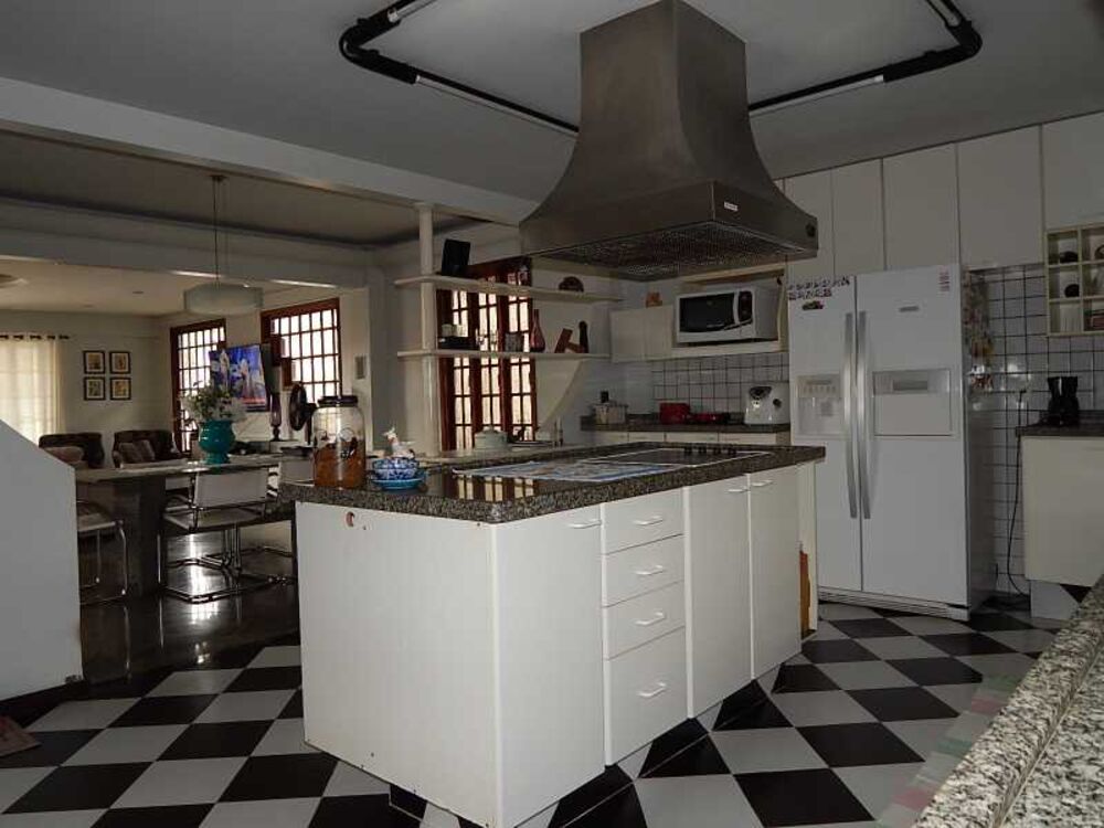 Casa de Condomínio à venda com 4 quartos, 567m² - Foto 5
