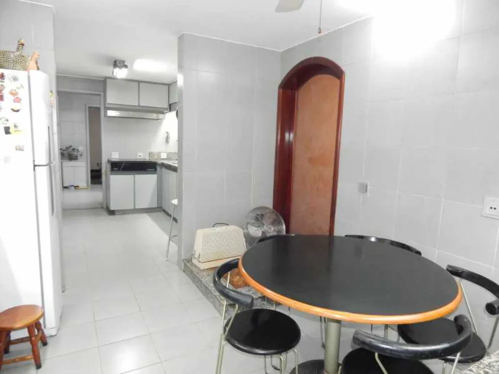 Cobertura, 6 quartos, 250 m² - Foto 13