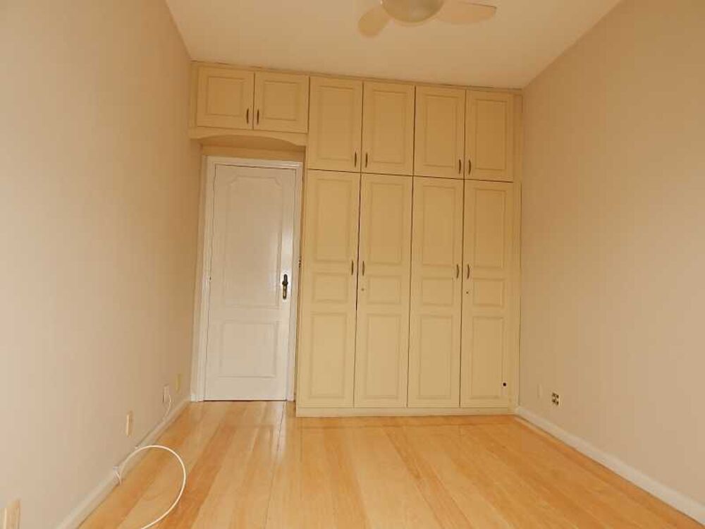 Apartamento à venda com 3 quartos, 176m² - Foto 7