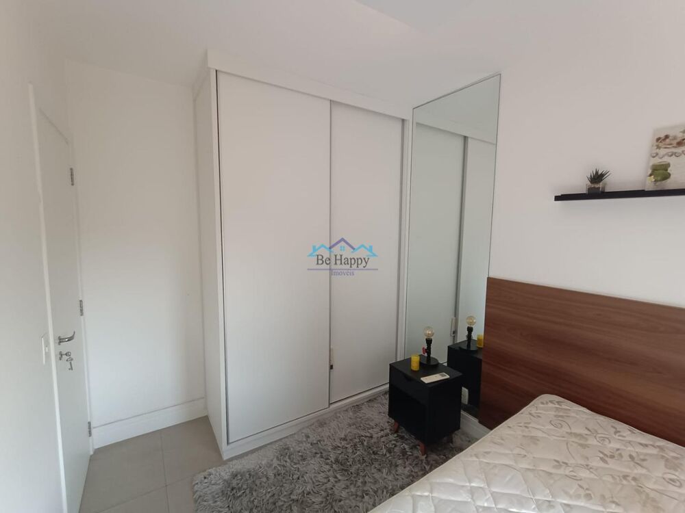 Apartamento para alugar com 2 quartos, 70m² - Foto 15