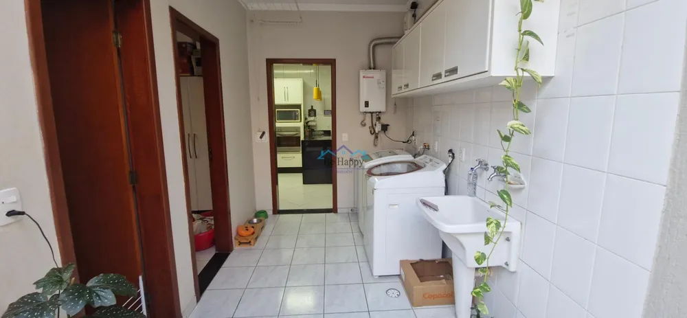 Sobrado, 4 quartos, 185 m² - Foto 1