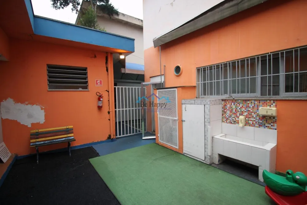 Sobrado, 3 quartos, 261 m² - Foto 1
