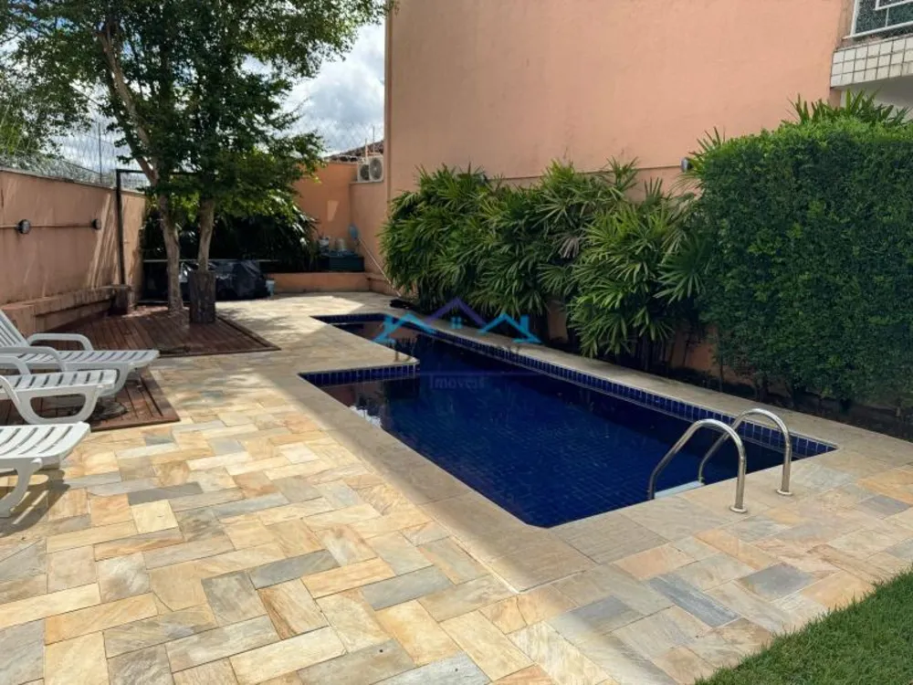 Casa, 4 quartos, 200 m² - Foto 1