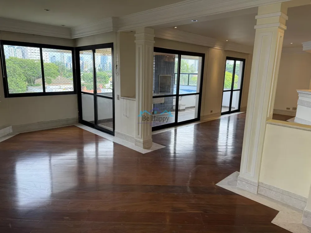 Apartamento, 3 quartos, 216 m² - Foto 1
