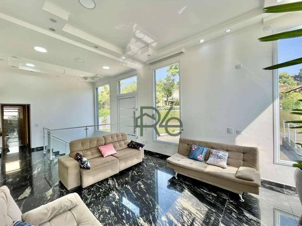Casa de Condomínio à venda com 4 quartos, 536m² - Foto 9
