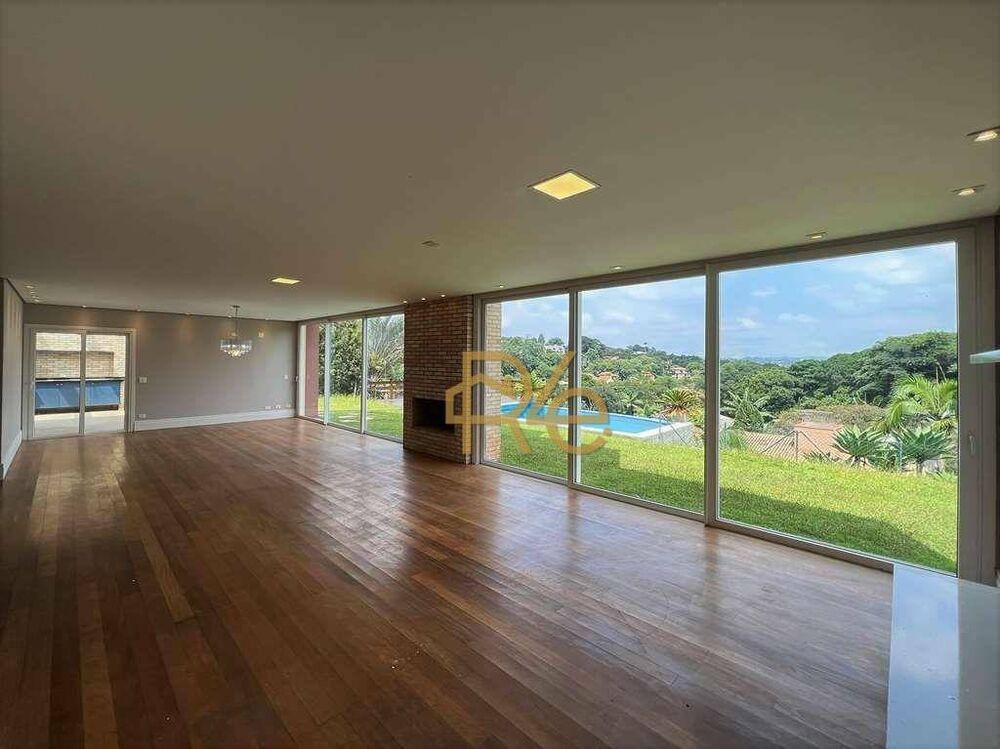 Casa de Condomínio à venda e aluguel com 4 quartos, 493m² - Foto 2