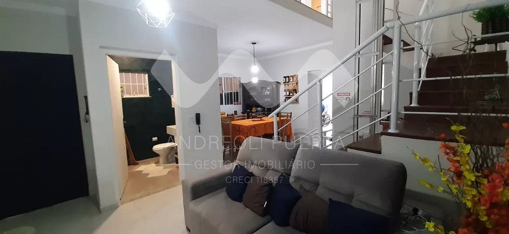 Sobrado à venda com 3 quartos, 150m² - Foto 2