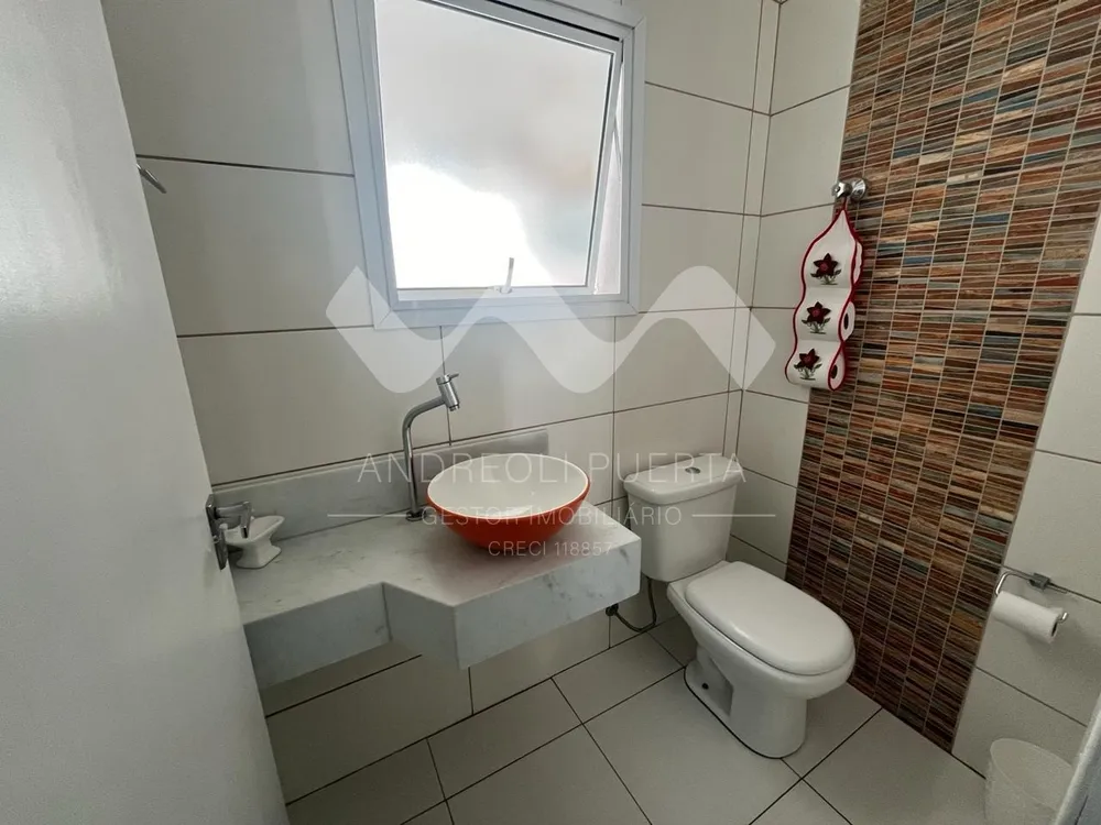 Sobrado, 3 quartos, 243 m² - Foto 3