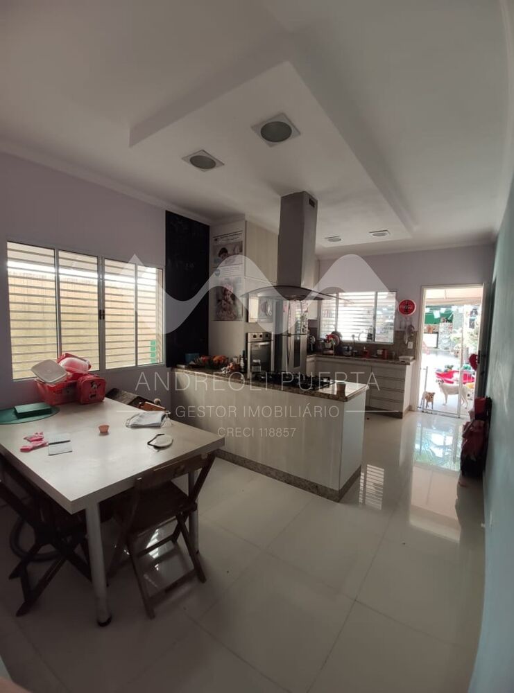 Sobrado à venda com 3 quartos, 175m² - Foto 1