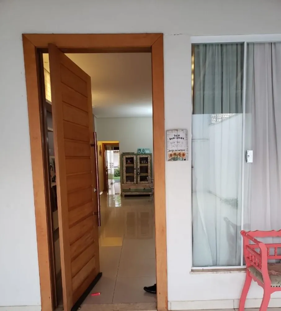 Casa, 4 quartos, 217 m² - Foto 2