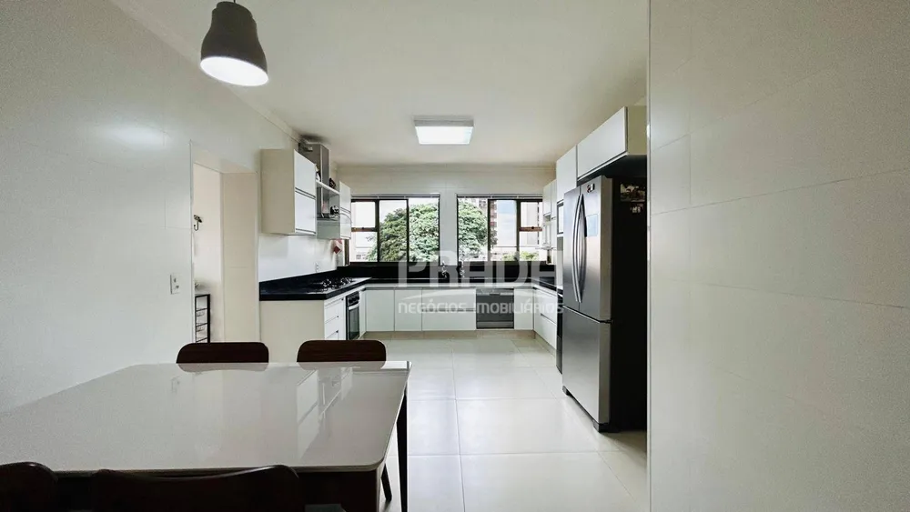 Apartamento, 4 quartos, 236 m² - Foto 6