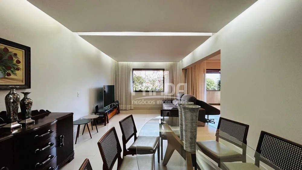 Apartamento, 4 quartos, 236 m² - Foto 1