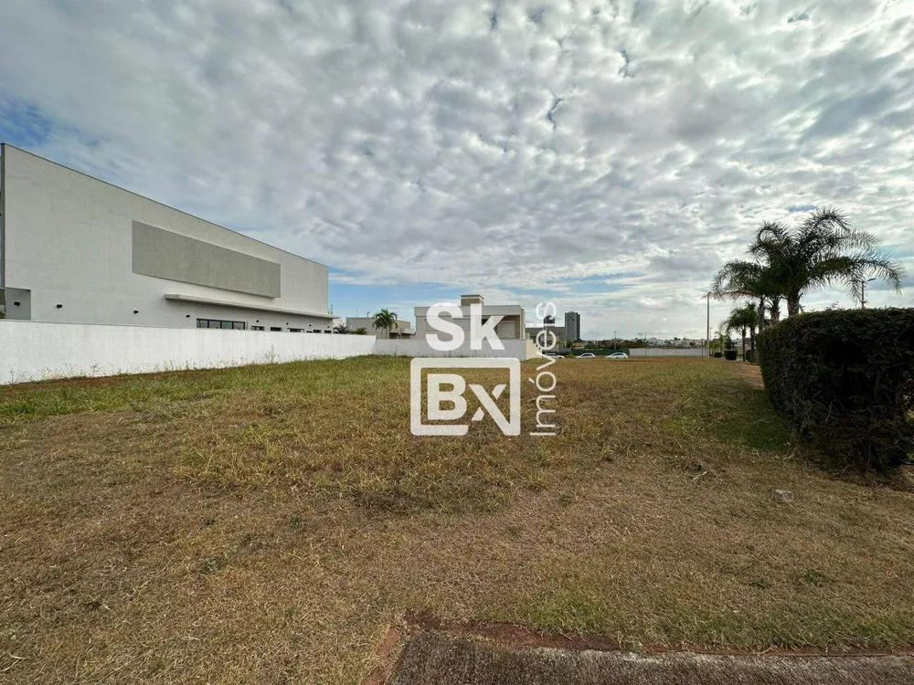 Loteamento e Condomínio, 703 m² - Foto 3