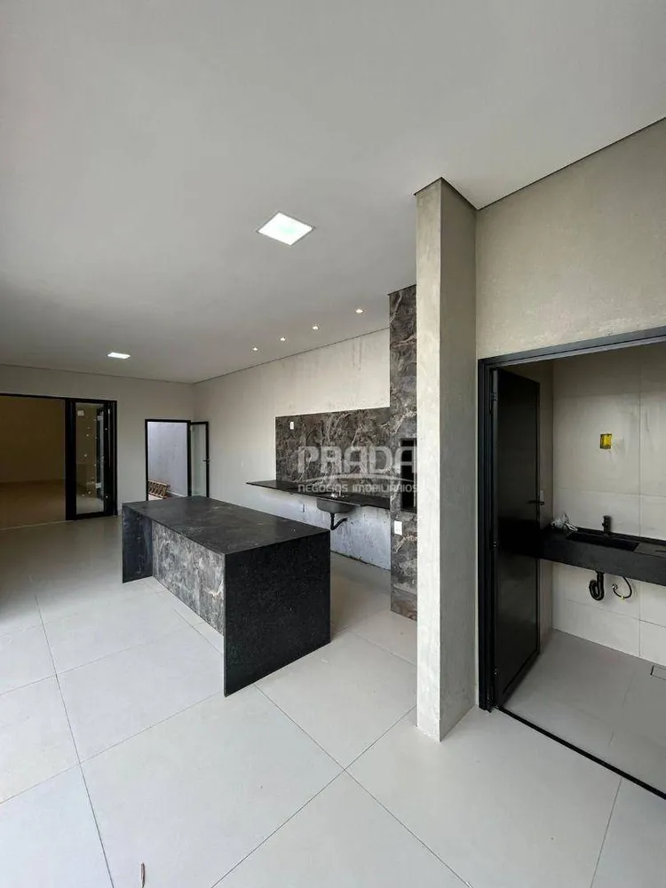 Casa, 3 quartos, 180 m² - Foto 2