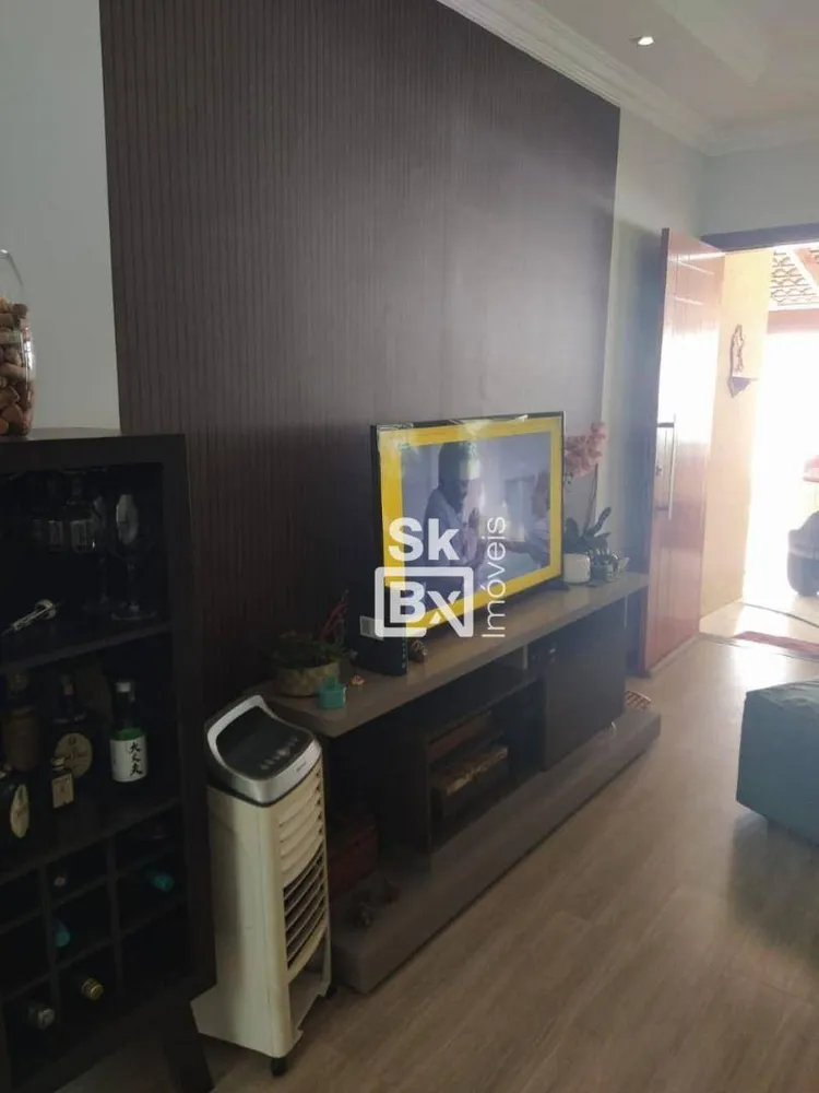 Casa, 3 quartos, 183 m² - Foto 4