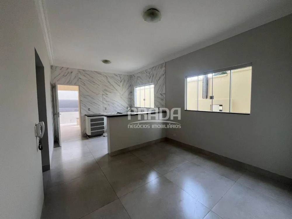 Casa, 3 quartos, 132 m² - Foto 2