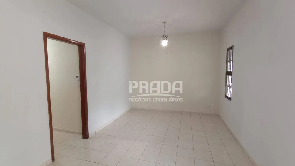 Casa, 3 quartos, 207 m² - Foto 2