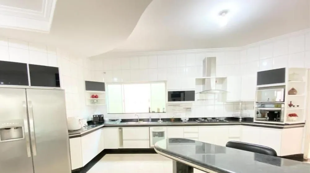 Casa, 5 quartos, 340 m² - Foto 2