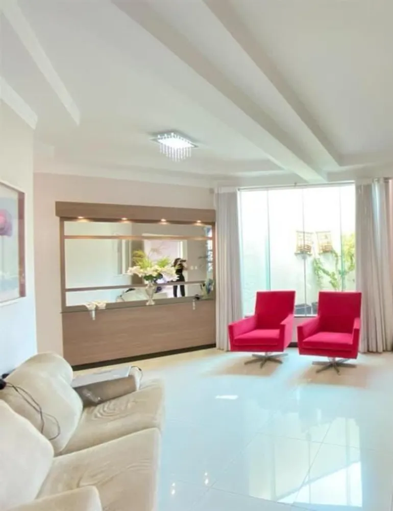 Casa, 5 quartos, 340 m² - Foto 1