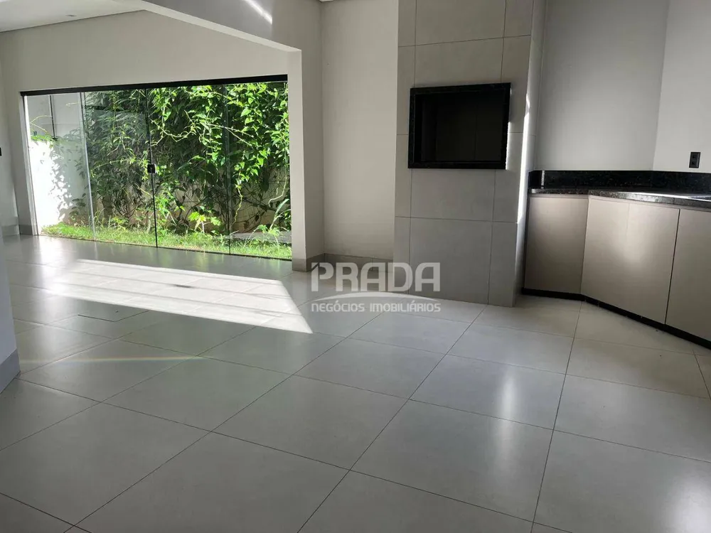Casa, 3 quartos, 270 m² - Foto 1