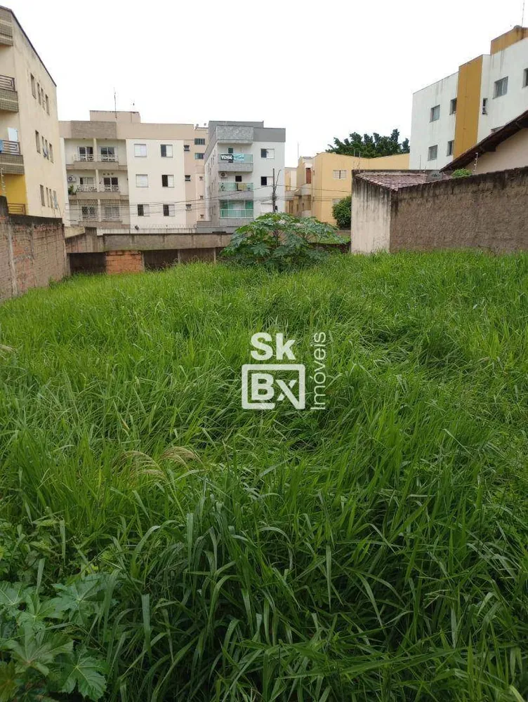 Terreno, 300 m² - Foto 3
