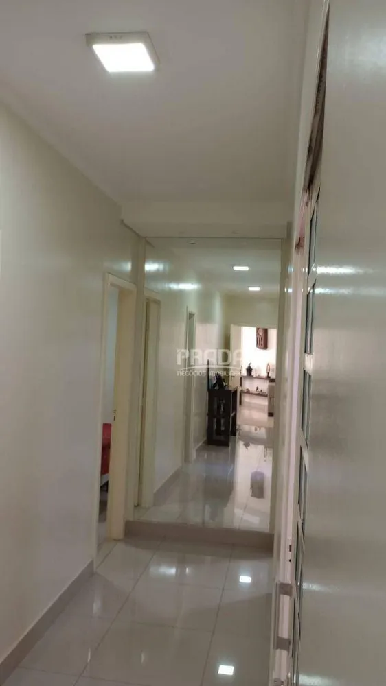 Casa, 3 quartos, 225 m² - Foto 8