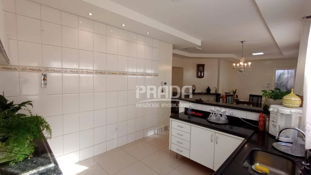 Casa, 3 quartos, 225 m² - Foto 5