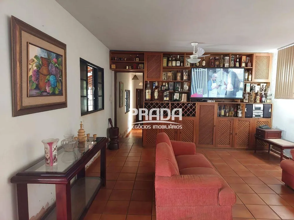 Casa, 4 quartos, 349 m² - Foto 2