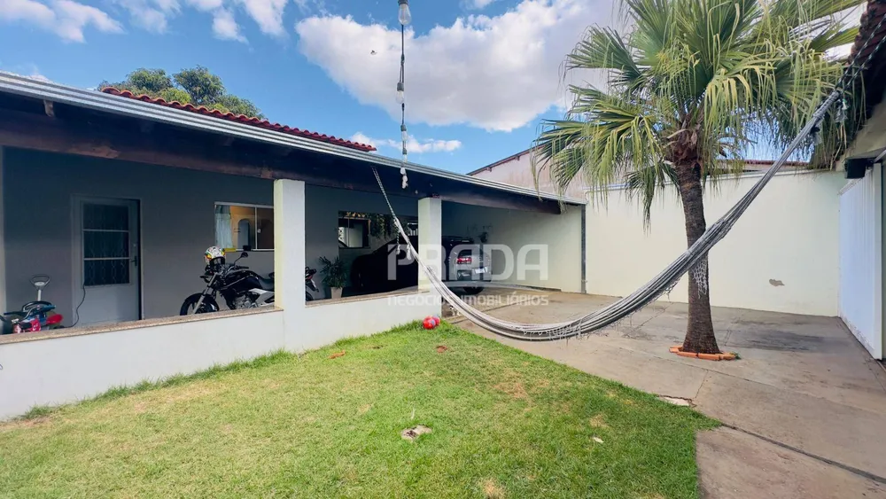 Casa, 3 quartos, 154 m² - Foto 1