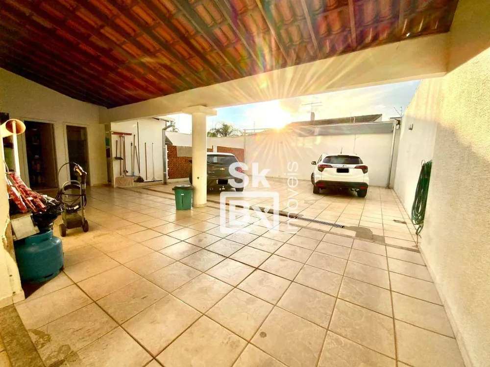 Casa, 4 quartos, 333 m² - Foto 3
