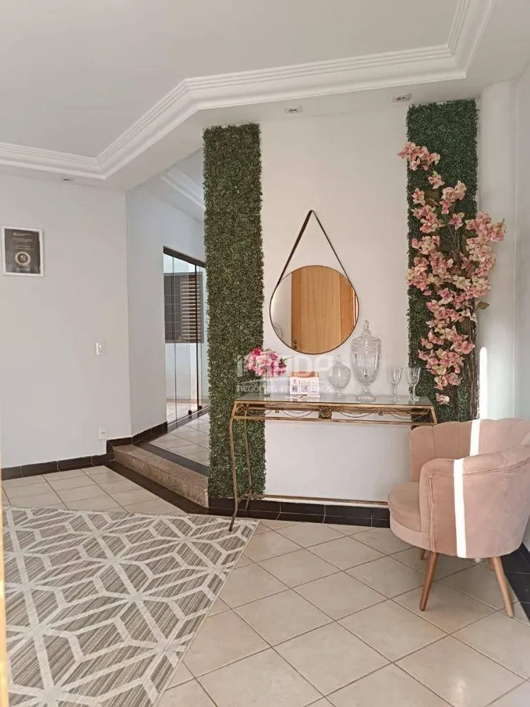 Casa, 3 quartos, 250 m² - Foto 11