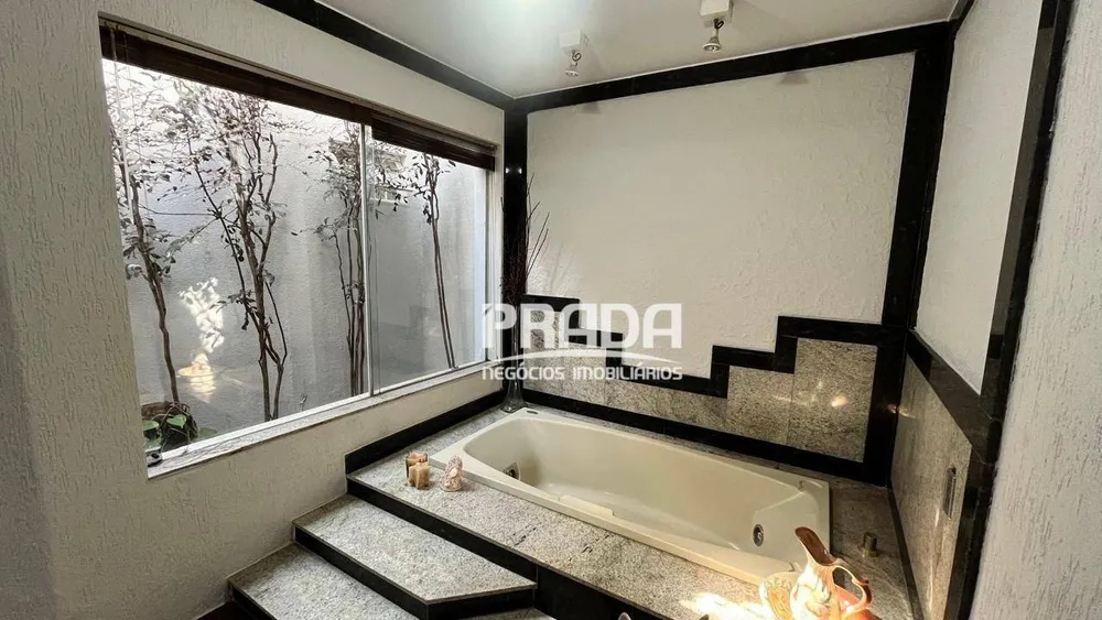 Casa, 4 quartos, 240 m² - Foto 14