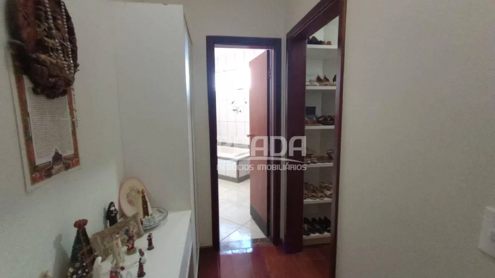 Casa, 4 quartos, 384 m² - Foto 9
