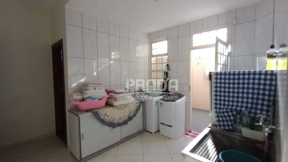 Casa, 4 quartos, 384 m² - Foto 2