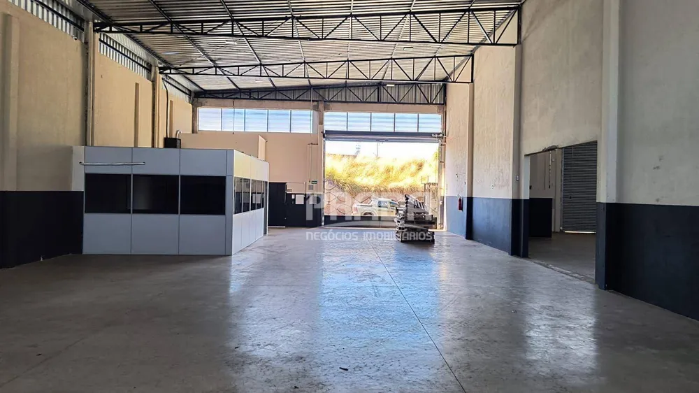 Depósito-Galpão, 282 m² - Foto 1