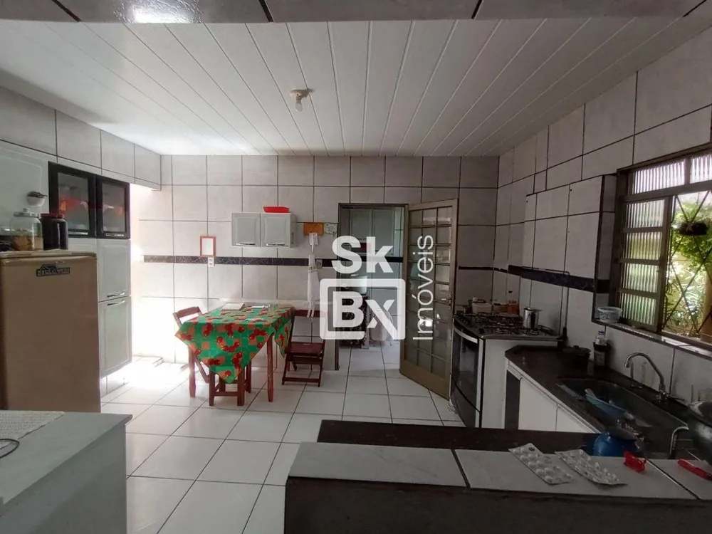 Casa, 4 quartos, 220 m² - Foto 4