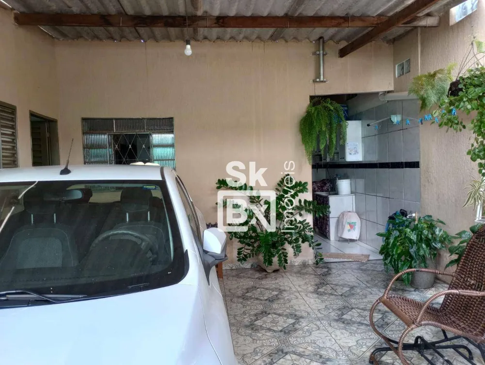 Casa, 4 quartos, 220 m² - Foto 2