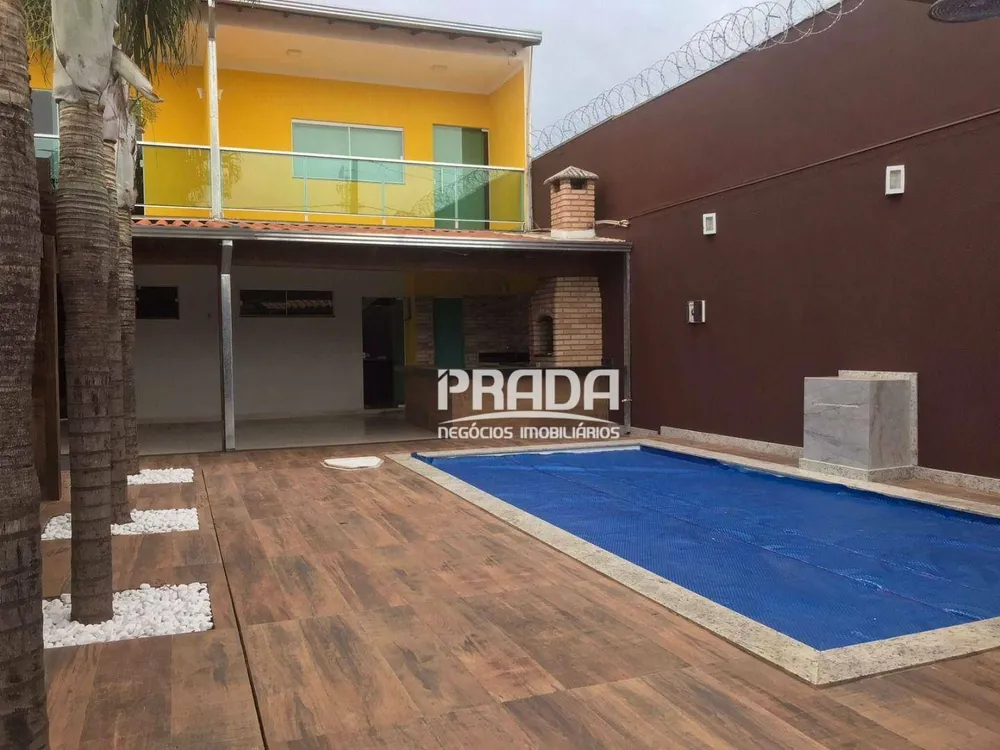 Casa, 3 quartos, 180 m² - Foto 1