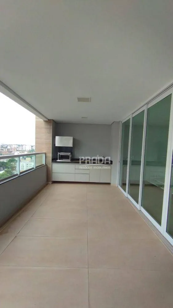 Apartamento, 3 quartos, 185 m² - Foto 2